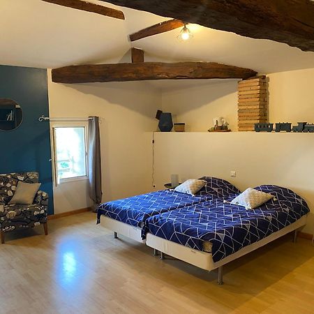 Le Repaire De La Reveuse Bed & Breakfast Saint-Frajou ภายนอก รูปภาพ