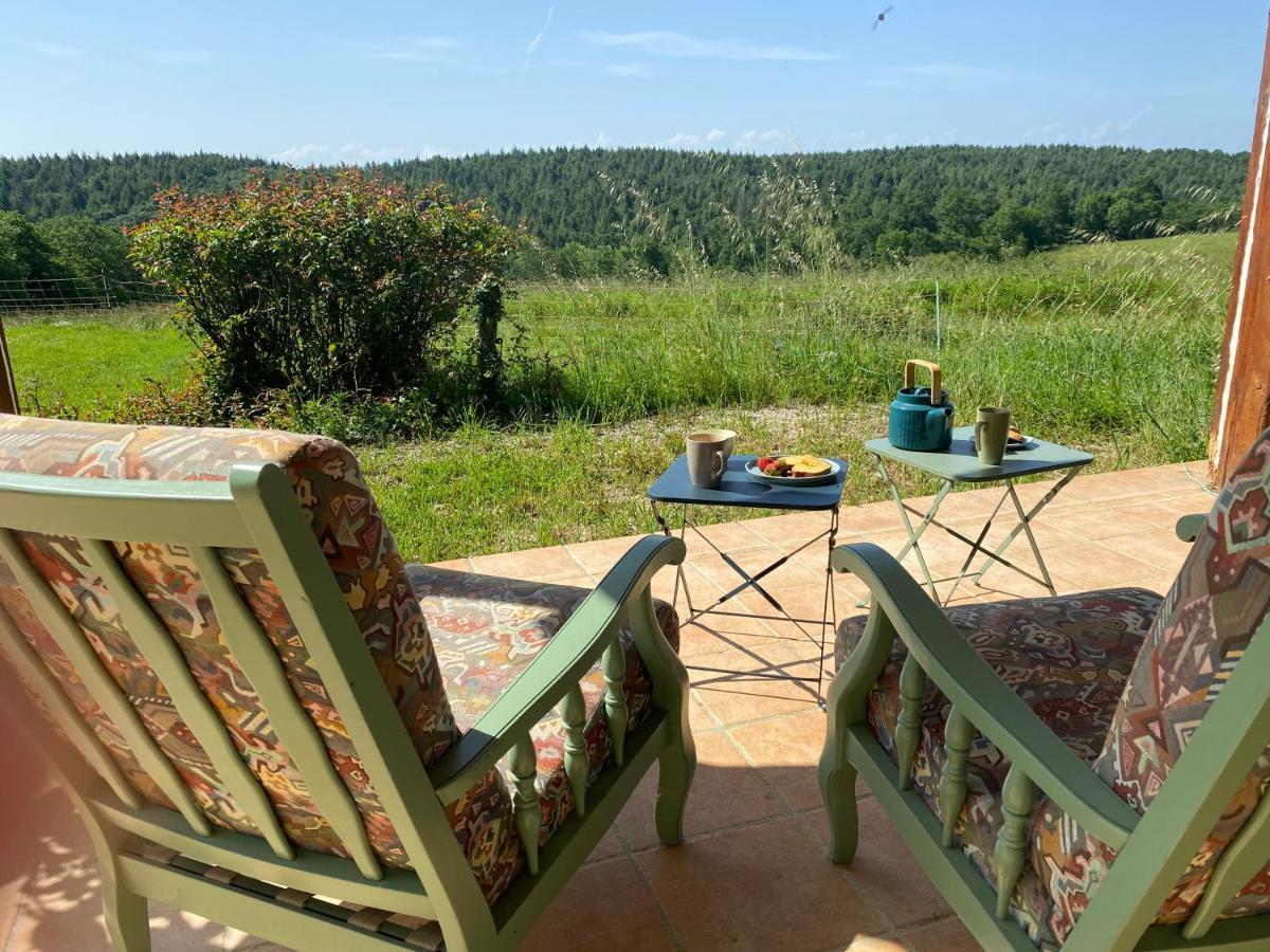 Le Repaire De La Reveuse Bed & Breakfast Saint-Frajou ภายนอก รูปภาพ